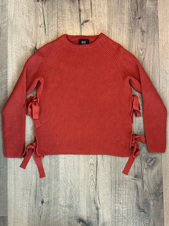 Goldie Sweaters - Goldie crew neck side-tie Sweater